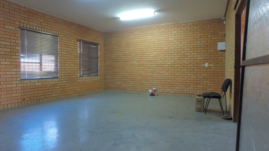 Commercial Property for Sale in Waterval East North West